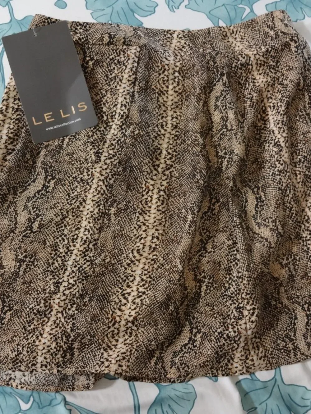lelis snake print skort xs